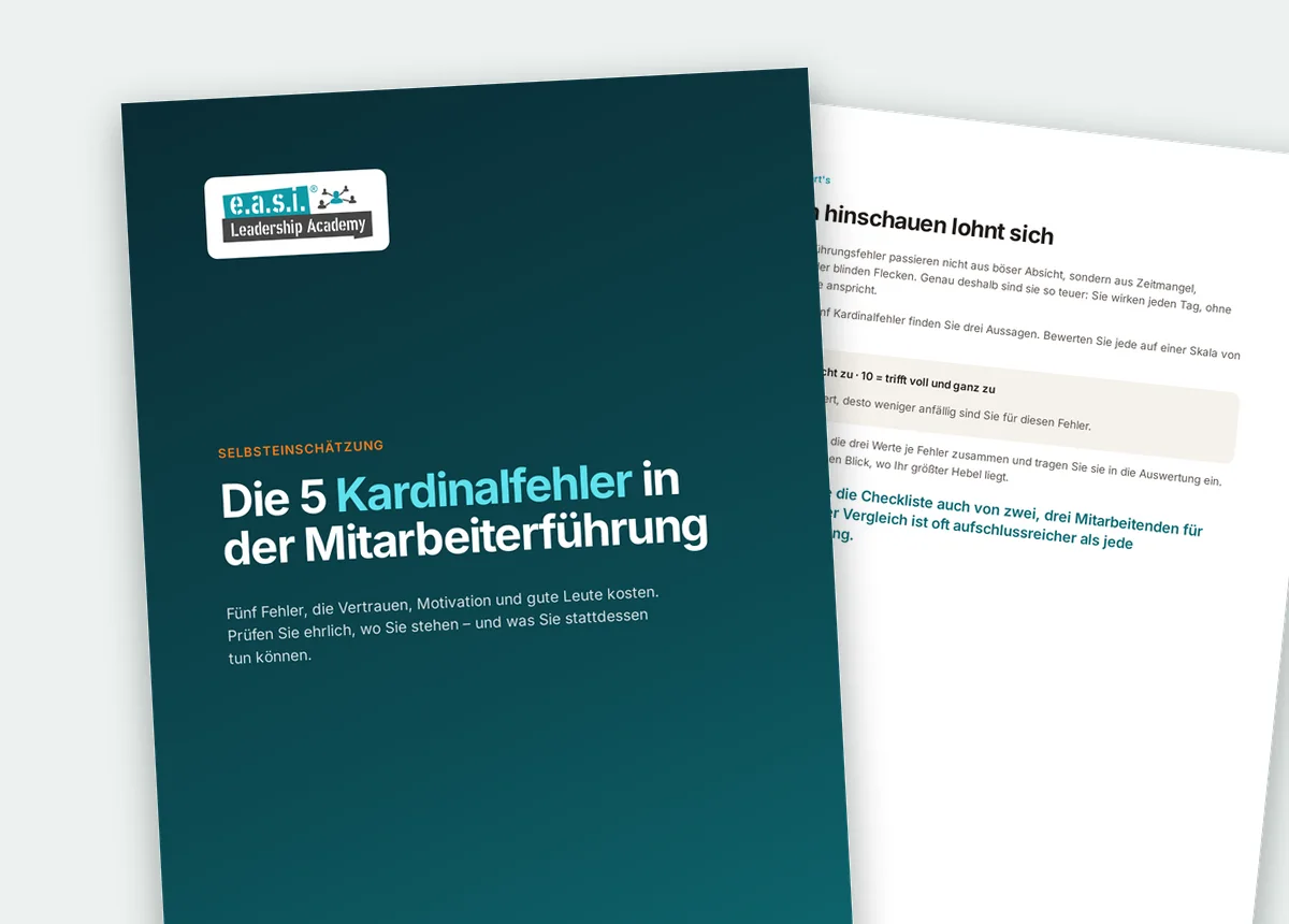 Titelseite und erste Innenseite des PDFs „Die 5 Kardinalfehler in der Mitarbeiterführung“
